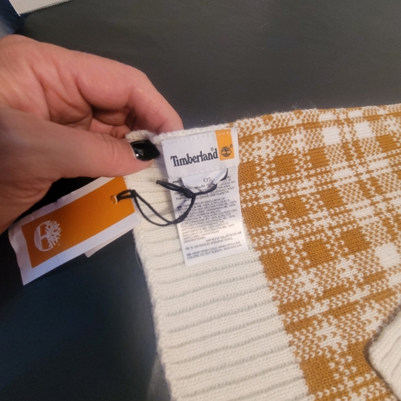 Timberland scarf with tags - Picture 2 of 4